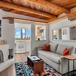 Scenic Downtown Escape Santa Fe